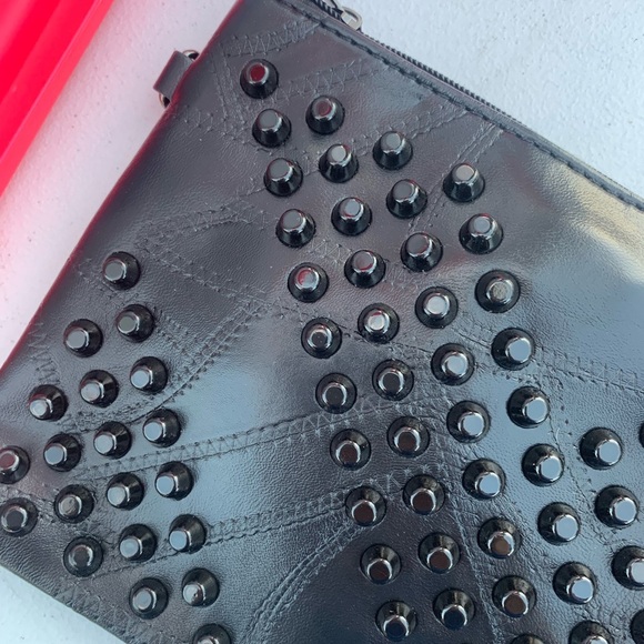 Viv & Lou womens clutch with crossbody option NEW - Picture 2 of 4